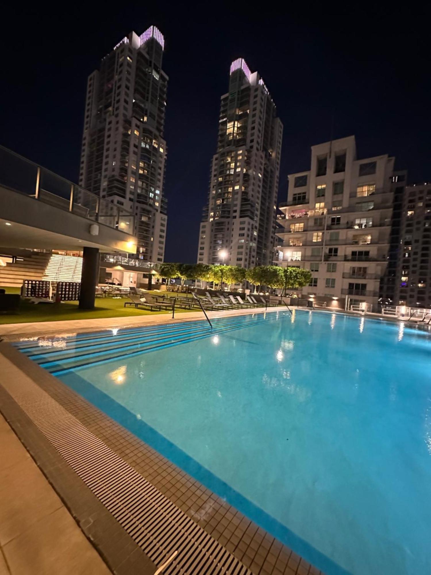 Luxe Ventures Apartahotel Miami